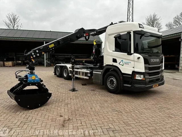 Vrachtwagen scania, p360. met laadkraan, schalenknijper en haakarm hiab, bouwjaar 2023 tellerstand 119 km - afbeelding 12 van  55