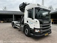 Vrachtwagen scania, p360. met laadkraan, schalenknijper en haakarm hiab, bouwjaar 2023 tellerstand 119 km - afbeelding 33 van  55