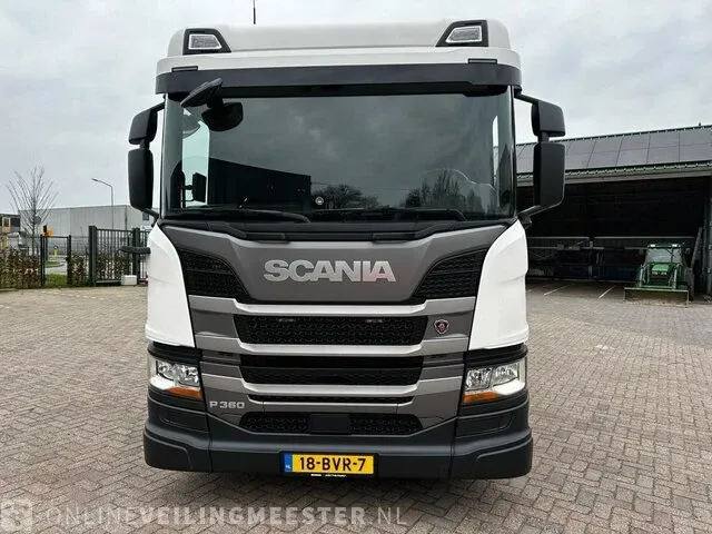 Vrachtwagen scania, p360. met laadkraan, schalenknijper en haakarm hiab, bouwjaar 2023 tellerstand 119 km - afbeelding 48 van  55