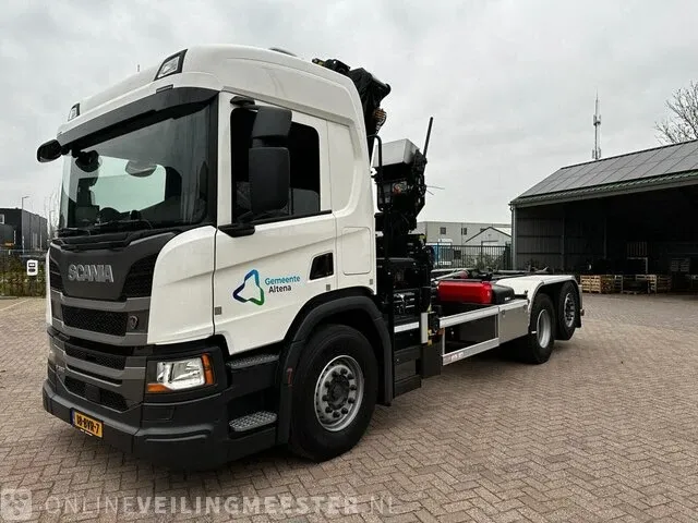 Vrachtwagen scania, p360. met laadkraan, schalenknijper en haakarm hiab, bouwjaar 2023 tellerstand 119 km - afbeelding 45 van  55