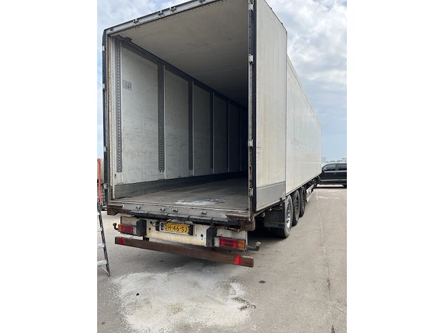 Vrachtwagen trailer schmitz, sko24 - afbeelding 12 van  19