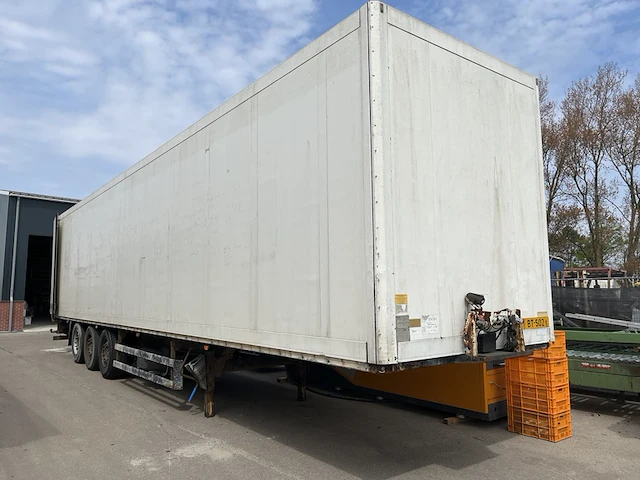 Vrachtwagen trailer schmitz, sko24 - afbeelding 1 van  19
