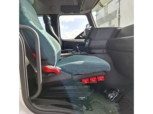 Vrachtwagen, volvo, fm12 380, 2001 - afbeelding 44 van  51