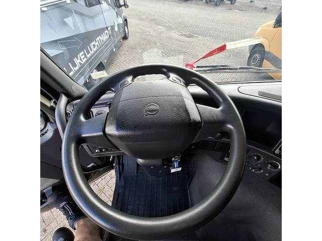 Vrachtwagen, volvo, fm12 420, 2004 - afbeelding 10 van  53