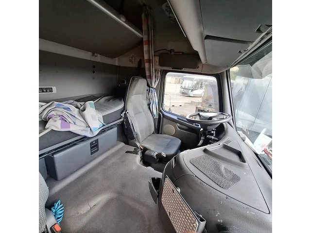 Vrachtwagen, volvo, fm12 420, 2004 - afbeelding 33 van  53