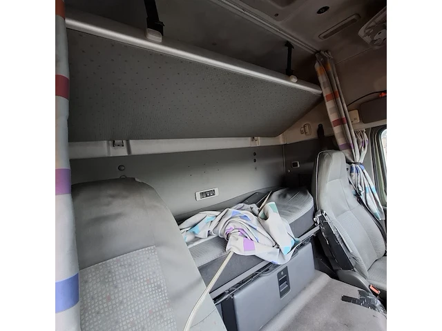 Vrachtwagen, volvo, fm12 420, 2004 - afbeelding 36 van  53