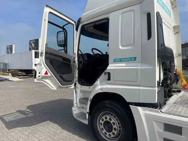 Vrachtwagen - afbeelding 11 van  50