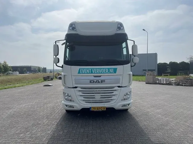 Vrachtwagen - afbeelding 37 van  50