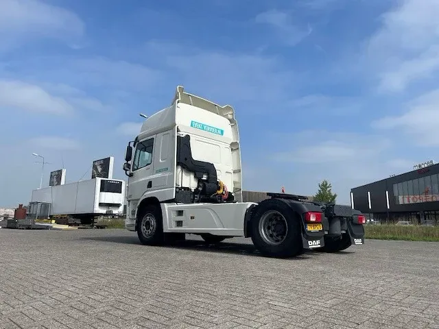 Vrachtwagen - afbeelding 40 van  50