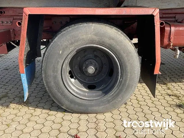 Vrachtwagen - afbeelding 3 van  23