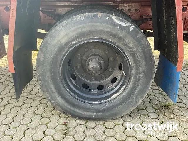 Vrachtwagen - afbeelding 4 van  23