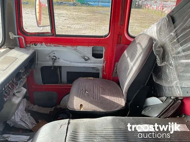 Vrachtwagen - afbeelding 14 van  23