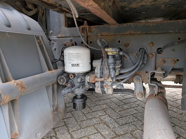 Vrachtwagen/voertuigtransporter daf, ae45cf, n.v.t., bouwjaar 2004 - afbeelding 5 van  44