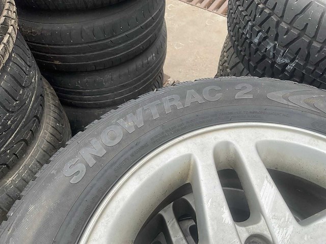 Vredestein autoband met bmw velg 195/65 r15 (4x) - afbeelding 5 van  7