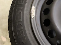 Vredestein autobanden met stalen velg - 195/65 r15-91t m & s - 4 stuks - afbeelding 4 van  6