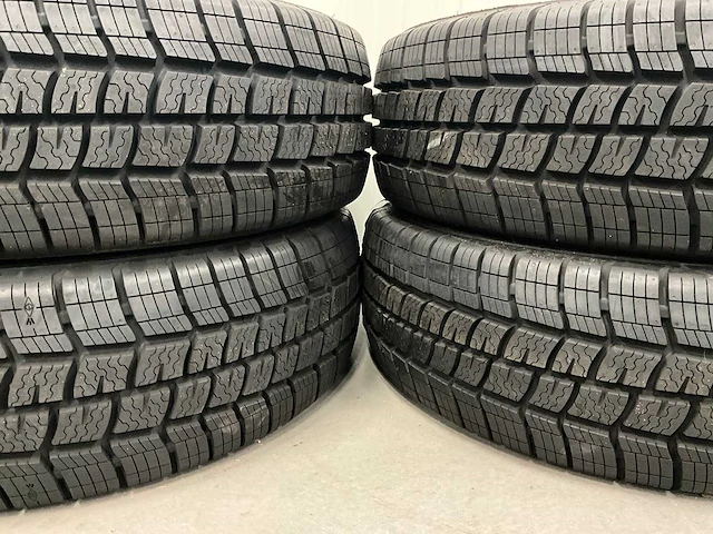 Vredestein "comtrac 2" 195/65 r16 (4x) - afbeelding 2 van  5