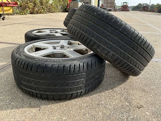 Vredestein quatrac pro volvo r-design autoband (4x) - afbeelding 3 van  11