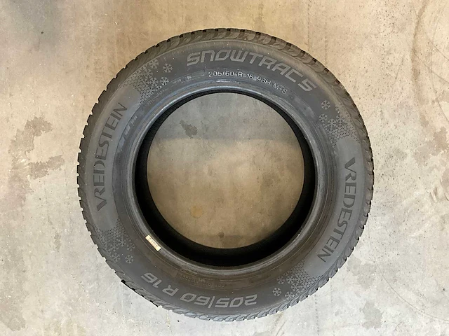 Vredestein "snowtrac 5" 205/60 r16 (2x) - afbeelding 2 van  5