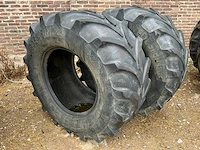 Vredestein traxion 600/65r28 set - afbeelding 1 van  7