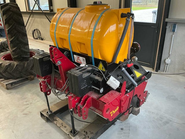 Vredo - 2022 - dz fluid feeder 140 - overige gewasbescherming en -bemesting - afbeelding 9 van  20