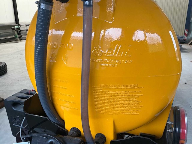 Vredo - 2022 - dz fluid feeder 140 - overige gewasbescherming en -bemesting - afbeelding 19 van  20