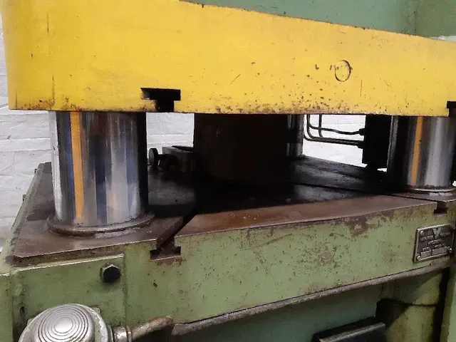 Vremac - 4k 2500 - hydraulische pers - afbeelding 7 van  10