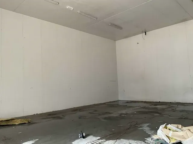 Vriescel 10,00 x 14,00 mtr (140m2) - afbeelding 5 van  14