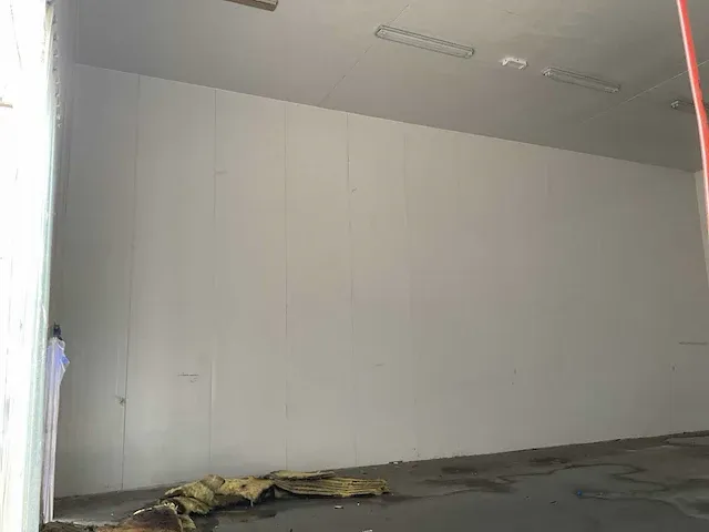Vriescel 10,00 x 14,00 mtr (140m2) - afbeelding 6 van  14