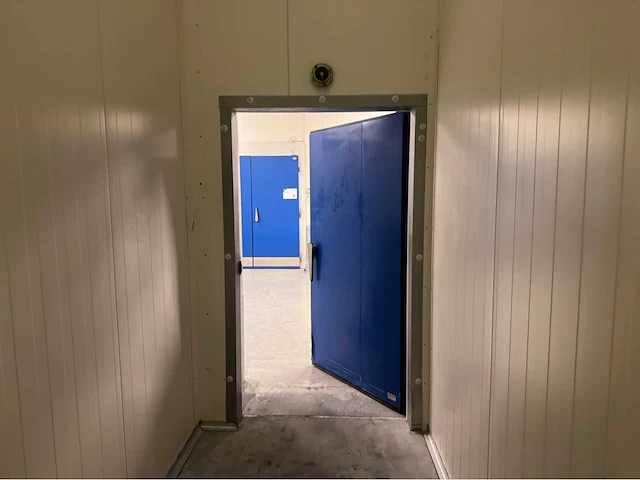 Vriescel (4,80x1,60 mtr) (8 m2) - afbeelding 10 van  12
