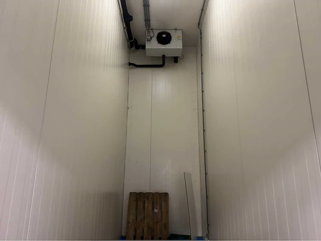 Vriescel (4,80x1,60 mtr) (8 m2) - afbeelding 4 van  12