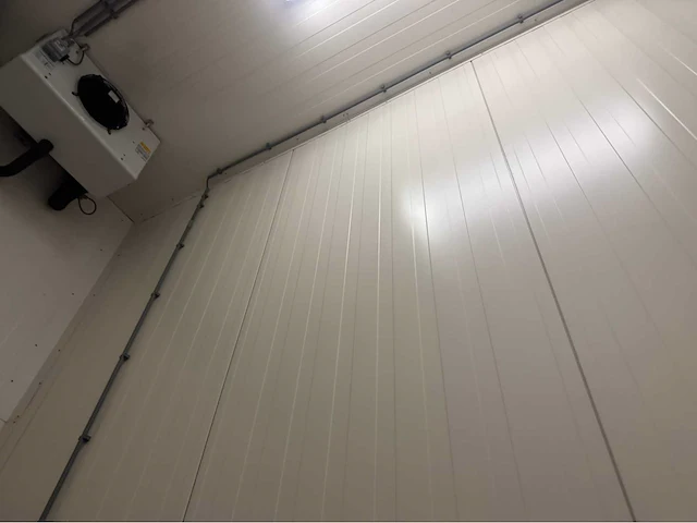 Vriescel (4,80x1,60 mtr) (8 m2) - afbeelding 7 van  12