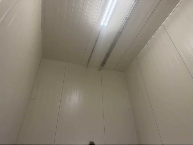 Vriescel (4,80x2,90 mtr) (14 m2) - afbeelding 10 van  13