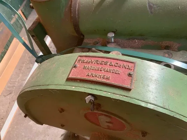 Vries&co f afkortcirkelzaagmachine - afbeelding 6 van  6