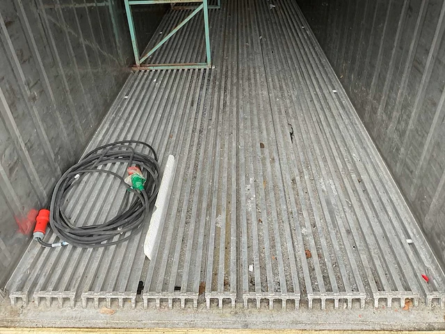 Vriescontainer - afbeelding 7 van  16