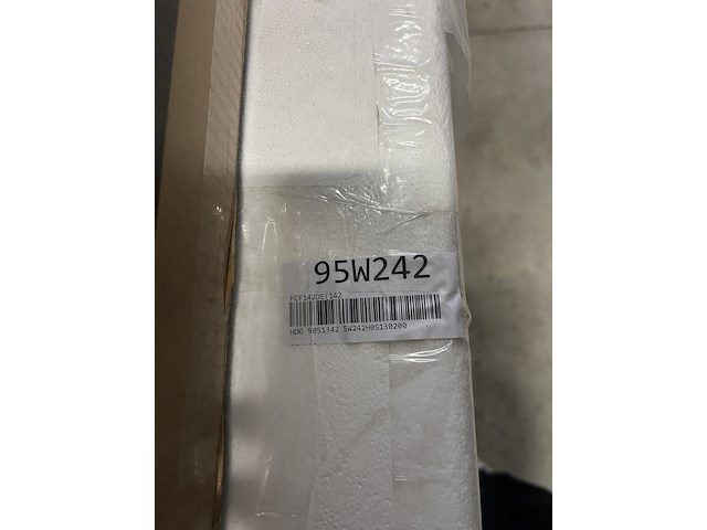 Vrieskist 142 liter breedte 64 cm hoogte 83,5 cm chiq, fcf142de - afbeelding 4 van  4