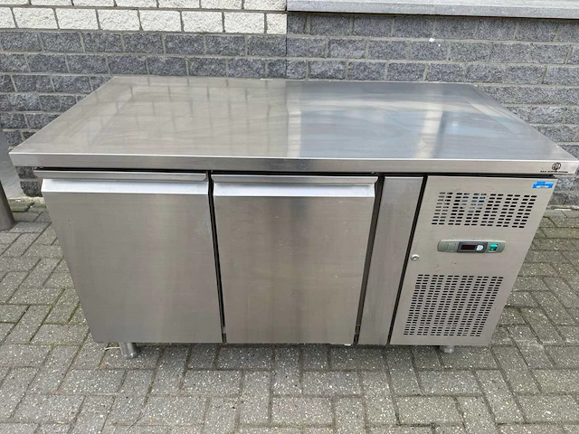 Vriezer - vrieswerkbank - afbeelding 1 van  3
