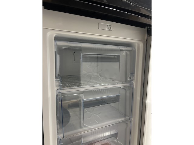 Vriezer 90 liter chiq, csd90d4d - afbeelding 4 van  7