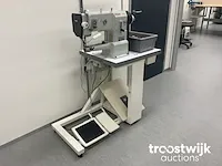 Vrije arm leernaaimachine met werktafel - afbeelding 2 van  9