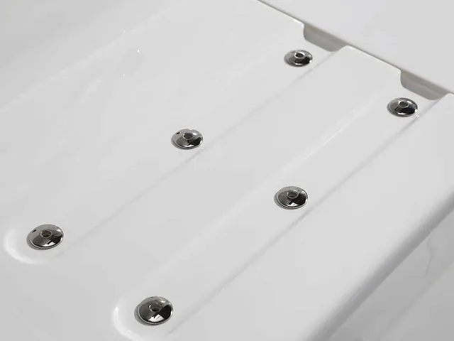 Vrijstaand massagebad met waterval - afbeelding 15 van  21