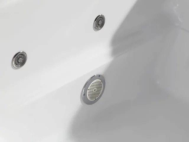 Vrijstaand massagebad met waterval - afbeelding 16 van  21