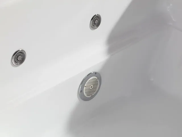 Vrijstaand massagebad - afbeelding 13 van  34