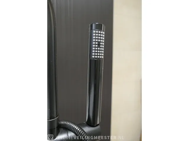 Vrijstaande badkraan t.s. premium, black line, mat zwart - afbeelding 4 van  6