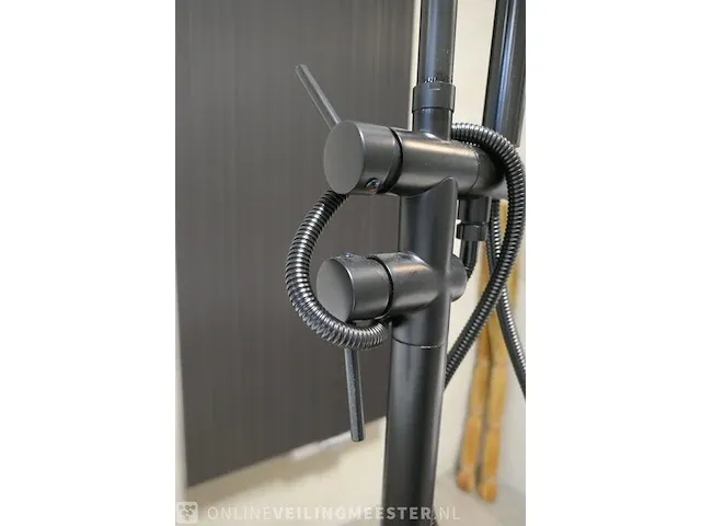 Vrijstaande badkraan t.s. premium, black line, mat zwart - afbeelding 5 van  6