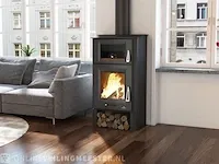 Vrijstaande houthaard met oven bronpi, tudela