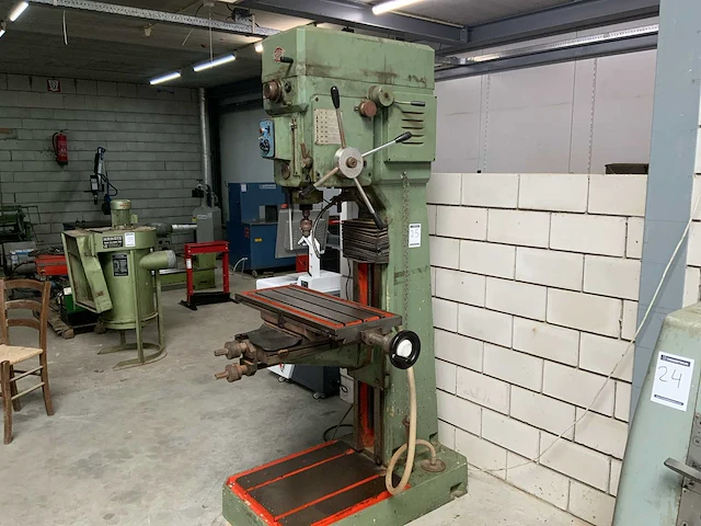 Vsf 50nak kolomboormachine - afbeelding 1 van  10