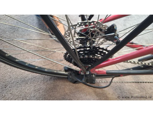 Vsf trekkingfiets | model t-500 | kleur raspberry red | maat 50 - afbeelding 5 van  7