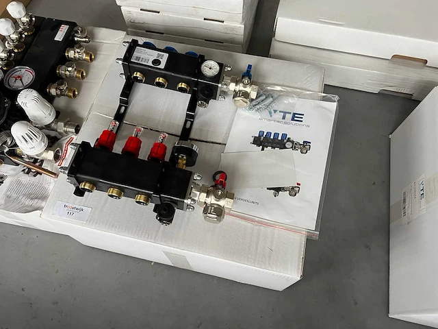 Vte - ku100103 - vloerverwarming verdeler - afbeelding 1 van  2