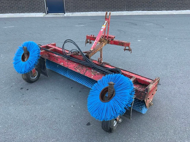 Vtw veegmachine - afbeelding 1 van  17