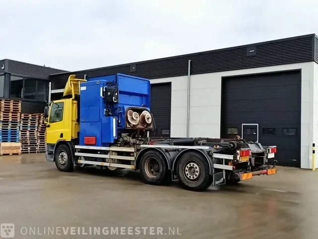 Vuilniswagen daf, cf 75 zijlader, bouwjaar 2009 - afbeelding 43 van  46