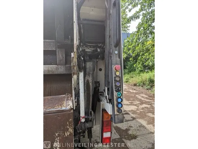 Vuilniswagen met achterlader daf, fag cf 75.250, bouwjaar 2012 | 235616 km - afbeelding 30 van  51
